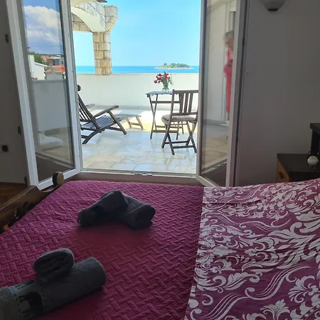 Seaside House - 6226 Holiday home Rogoznica (Sibenik-Knin)